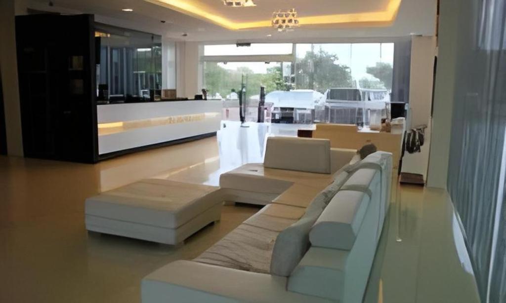 Kingston Hotel Kota Kinabalu Dış mekan fotoğraf